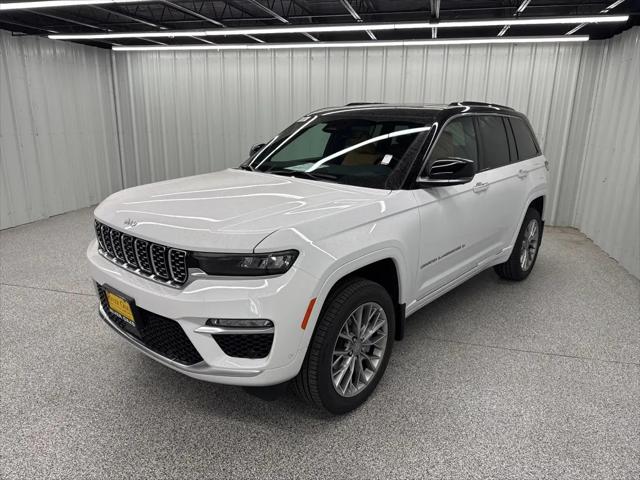 2025 Jeep Grand Cherokee GRAND CHEROKEE SUMMIT 4X4