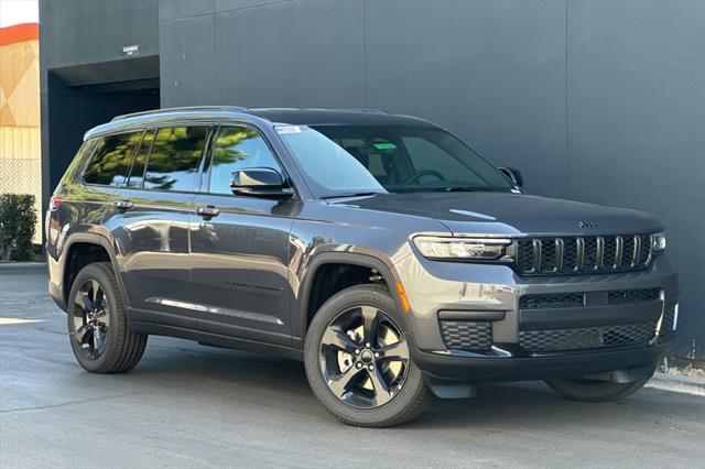 2025 Jeep Grand Cherokee GRAND CHEROKEE L ALTITUDE 4X2