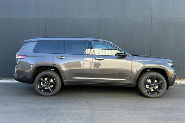 2025 Jeep Grand Cherokee GRAND CHEROKEE L ALTITUDE 4X2