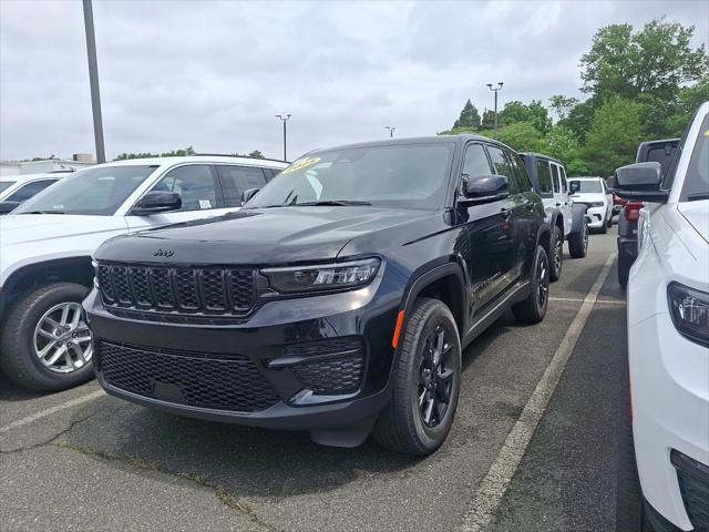 2025 Jeep Grand Cherokee GRAND CHEROKEE ALTITUDE 4X4
