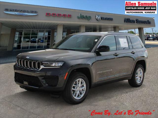2025 Jeep Grand Cherokee GRAND CHEROKEE LAREDO X 4X4