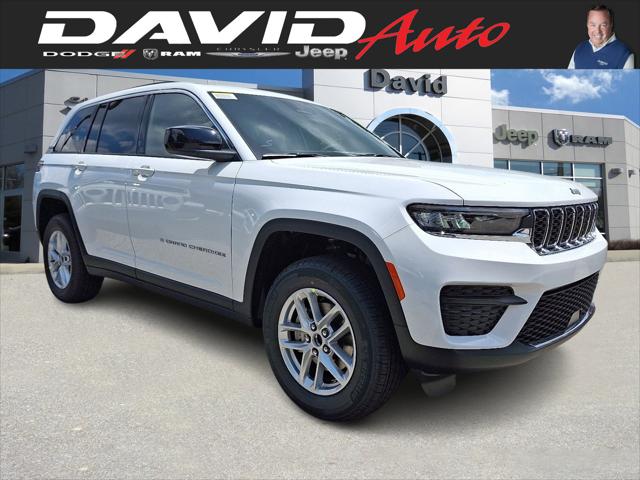 2025 Jeep Grand Cherokee GRAND CHEROKEE LAREDO X 4X4