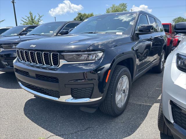 2025 Jeep Grand Cherokee GRAND CHEROKEE L LAREDO X 4X4