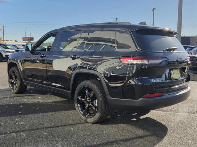 2025 Jeep Grand Cherokee GRAND CHEROKEE L ALTITUDE X 4X2