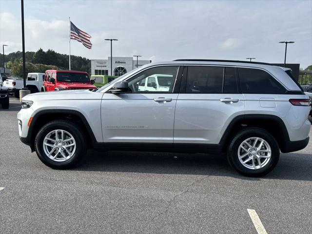 2025 Jeep Grand Cherokee GRAND CHEROKEE LAREDO X 4X2