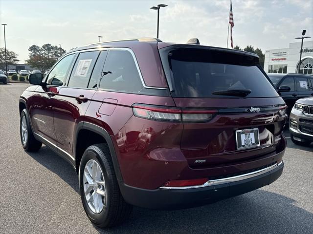2025 Jeep Grand Cherokee GRAND CHEROKEE LAREDO X 4X2