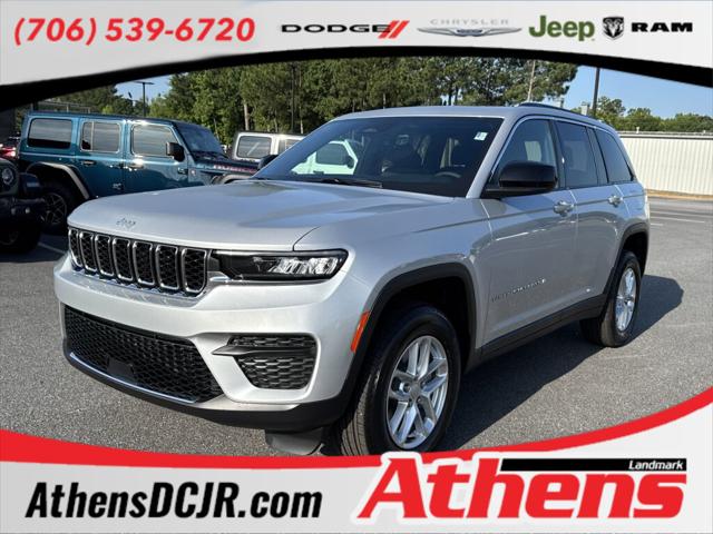 2025 Jeep Grand Cherokee GRAND CHEROKEE LAREDO X 4X2