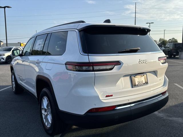 2025 Jeep Grand Cherokee GRAND CHEROKEE L LAREDO X 4X2