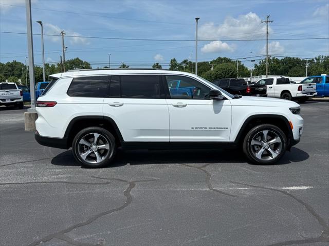2025 Jeep Grand Cherokee GRAND CHEROKEE L LIMITED 4X4