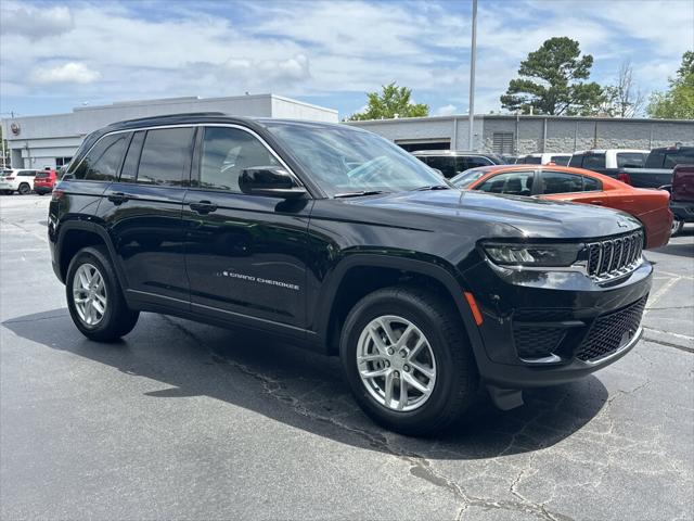 2025 Jeep Grand Cherokee GRAND CHEROKEE LAREDO X 4X2
