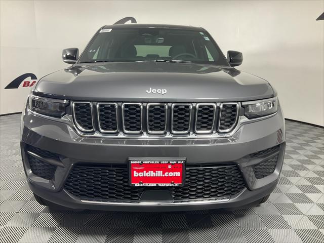 2025 Jeep Grand Cherokee GRAND CHEROKEE LAREDO X 4X4