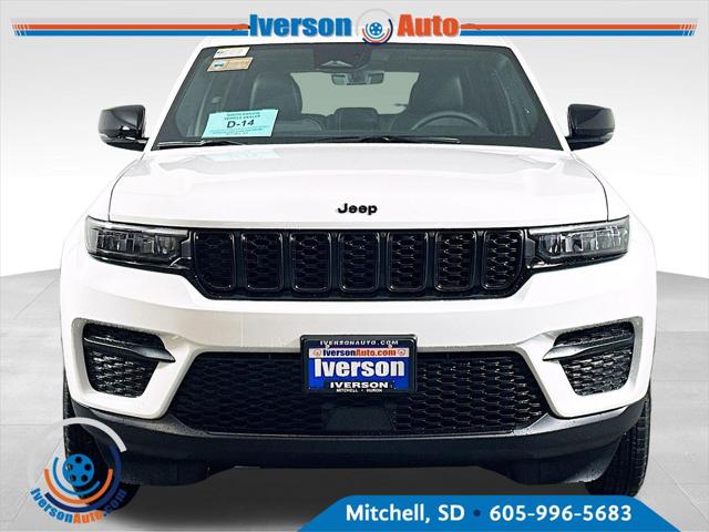 2025 Jeep Grand Cherokee GRAND CHEROKEE ALTITUDE 4X4