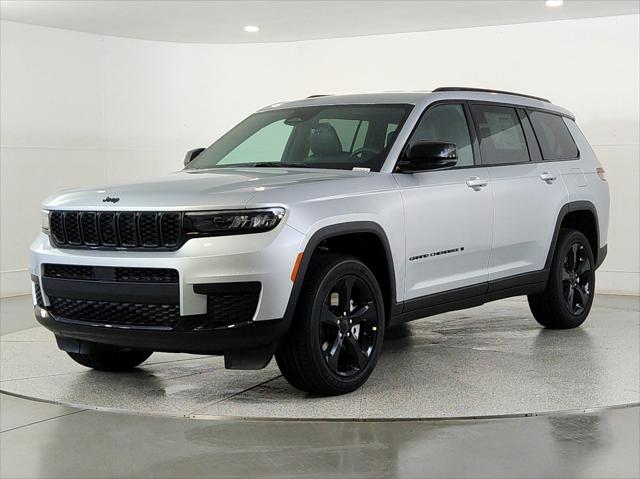 2025 Jeep Grand Cherokee GRAND CHEROKEE L ALTITUDE 4X4