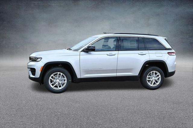 2025 Jeep Grand Cherokee GRAND CHEROKEE LAREDO X 4X2