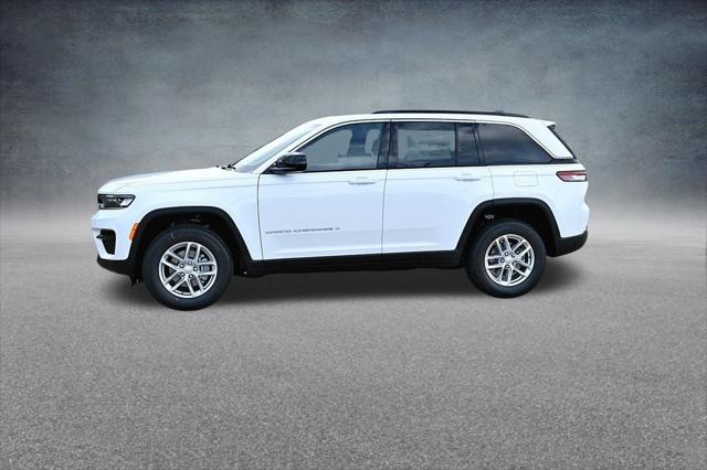 2025 Jeep Grand Cherokee GRAND CHEROKEE LAREDO X 4X2