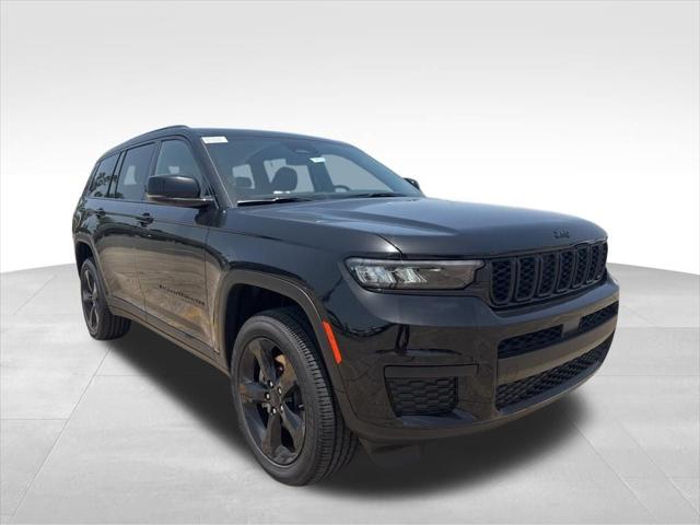 2025 Jeep Grand Cherokee GRAND CHEROKEE L ALTITUDE 4X2