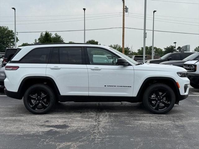 2025 Jeep Grand Cherokee GRAND CHEROKEE LIMITED 4X4
