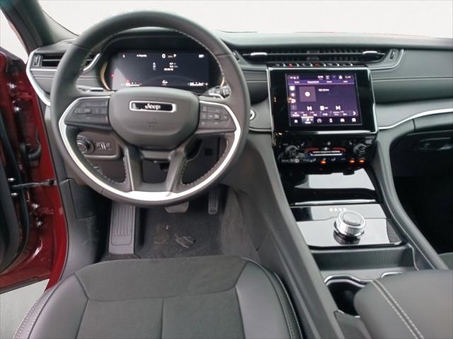 2025 Jeep Grand Cherokee GRAND CHEROKEE L ALTITUDE 4X2