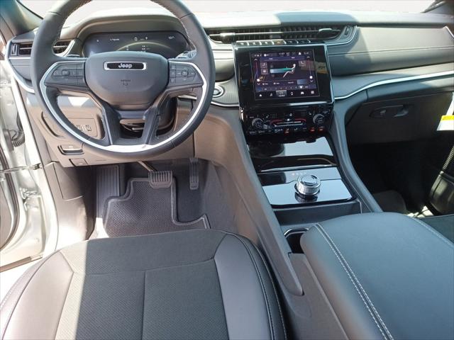 2025 Jeep Grand Cherokee GRAND CHEROKEE L ALTITUDE X 4X2