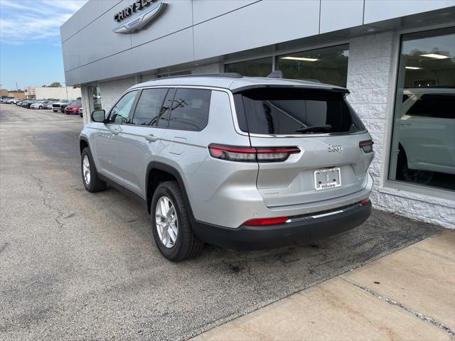 2025 Jeep Grand Cherokee GRAND CHEROKEE L LAREDO X 4X4