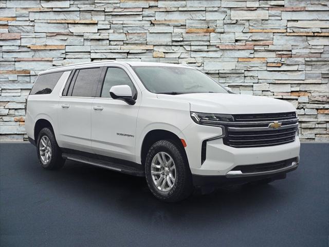 2023 Chevrolet Suburban 2WD LT