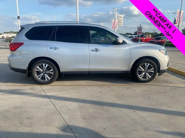 2020 Nissan Pathfinder SL 2WD