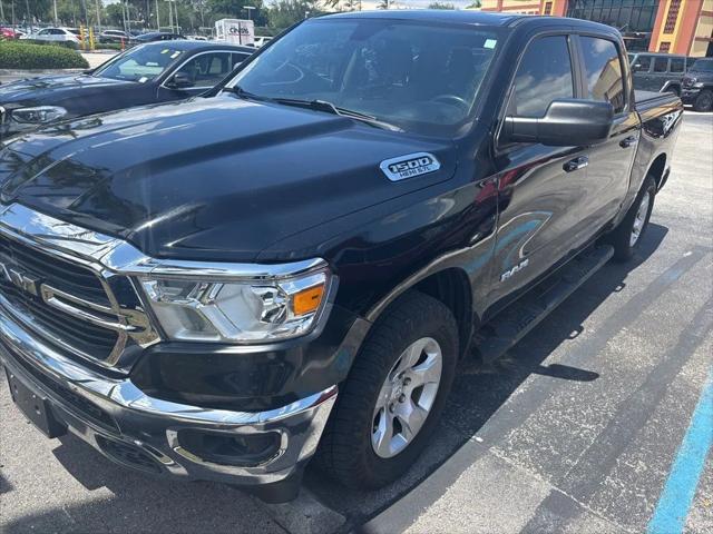 2019 RAM 1500 Big Horn/Lone Star Crew Cab 4x2 57 Box