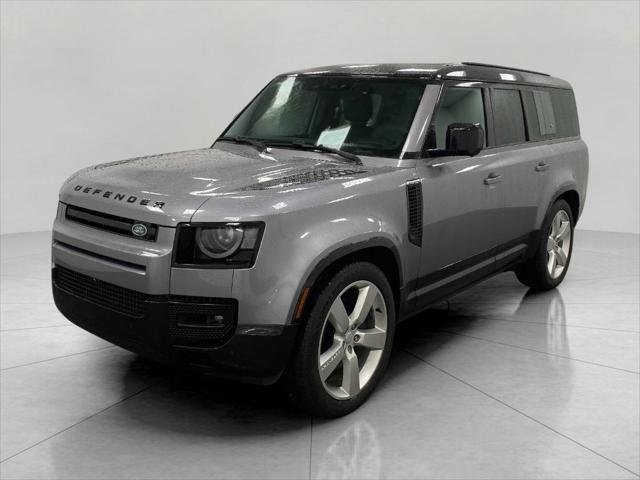 2024 Land Rover Defender 130 P400 X-Dynamic SE