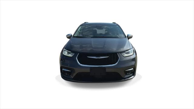2022 Chrysler Pacifica Limited AWD