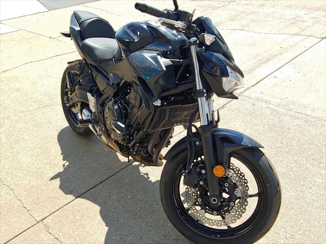 2021 Kawasaki Er650lmfnl Base