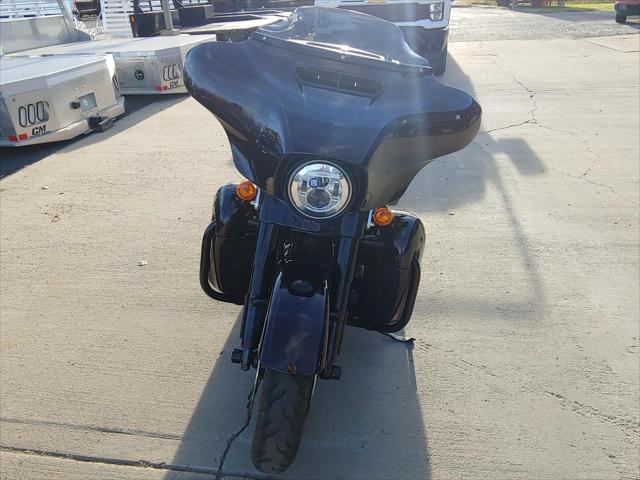 2019 Harley-Davidson CVO Street Glide Base