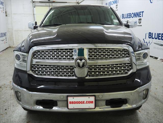 2017 RAM 1500 Laramie Crew Cab 4x4 57 Box