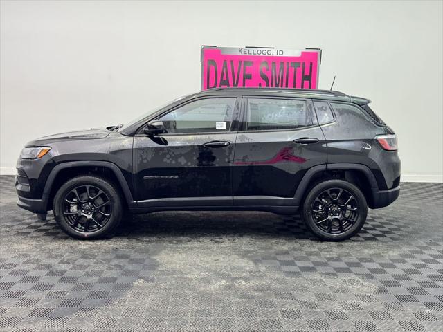 2025 Jeep Compass COMPASS LATITUDE 4X4