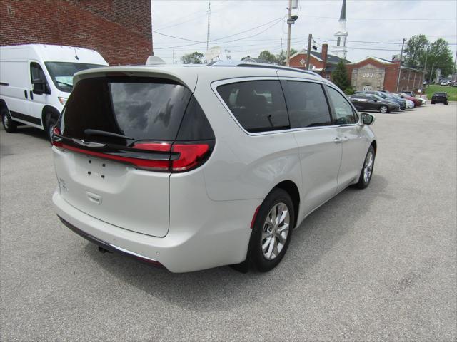 2021 Chrysler Pacifica Touring L