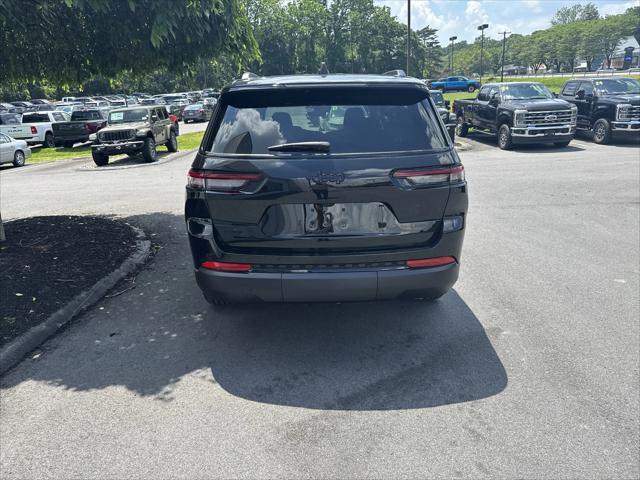 2025 Jeep Grand Cherokee Altitude X 4x4