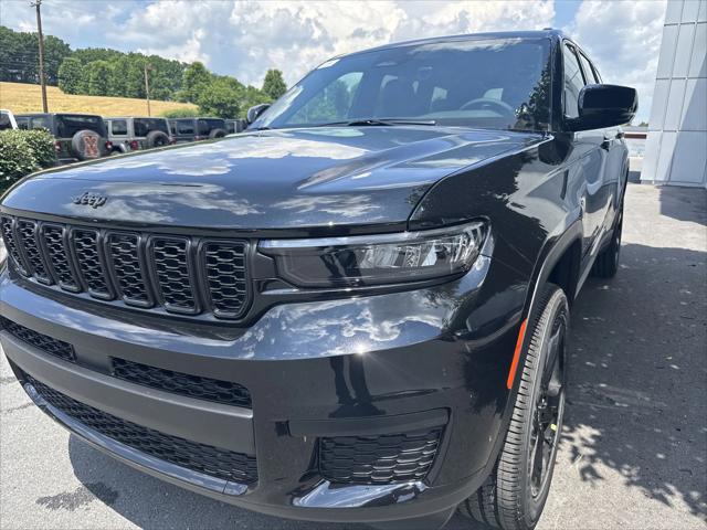2025 Jeep Grand Cherokee Altitude X 4x4