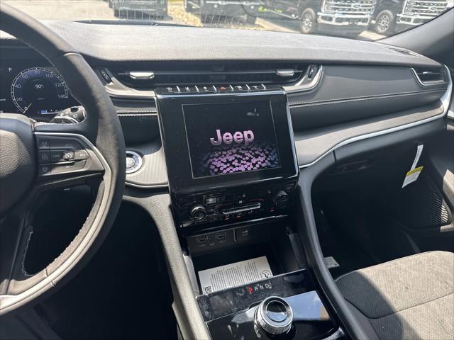 2025 Jeep Grand Cherokee Altitude X 4x4