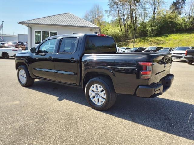 2022 Nissan Frontier Crew Cab SV 4x4