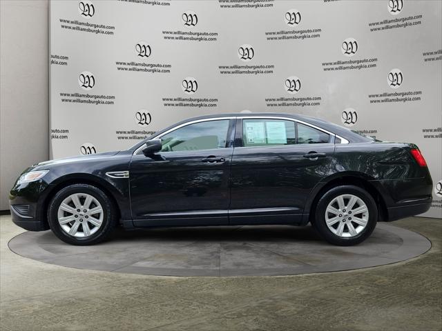 2010 Ford Taurus SE