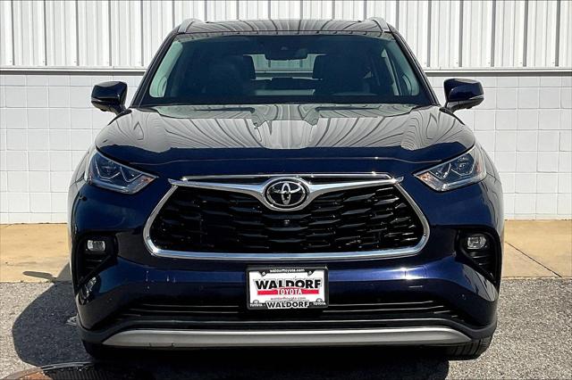2023 Toyota Highlander Platinum