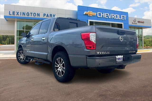 2020 Nissan TITAN Crew Cab SV 4x4