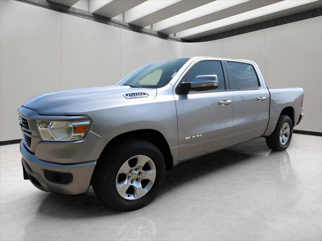 2020 RAM 1500 Lone Star Crew Cab 4x4 57 Box
