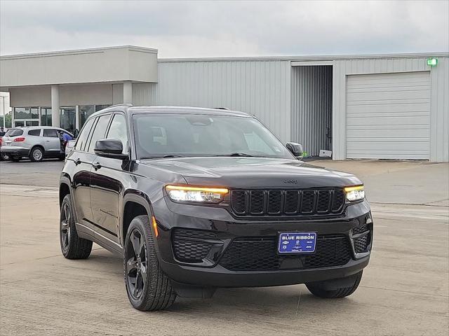 2023 Jeep Grand Cherokee Altitude 4x4