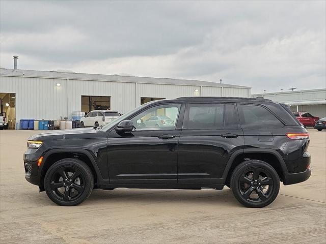 2023 Jeep Grand Cherokee Altitude 4x4