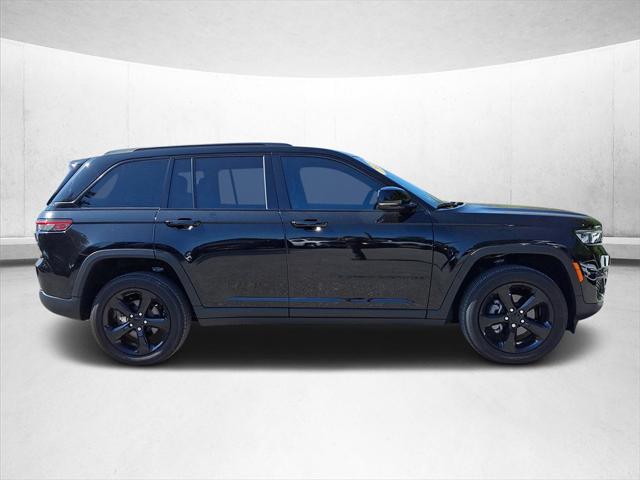 2023 Jeep Grand Cherokee Altitude 4x2