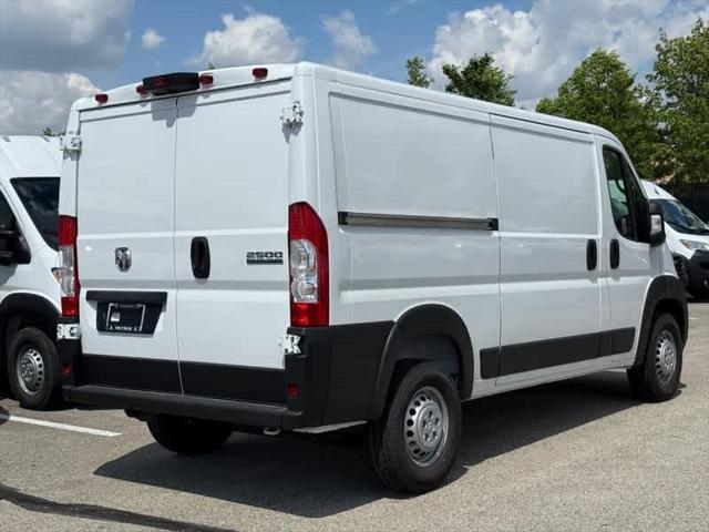 2025 RAM Ram ProMaster RAM PROMASTER 2500 TRADESMAN CARGO VAN LOW ROOF 136 WB