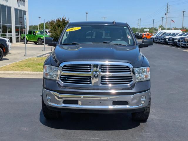 2017 RAM 1500 Big Horn Crew Cab 4x4 57 Box