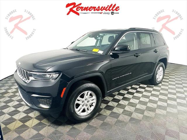 2022 Jeep Grand Cherokee Laredo 4x4