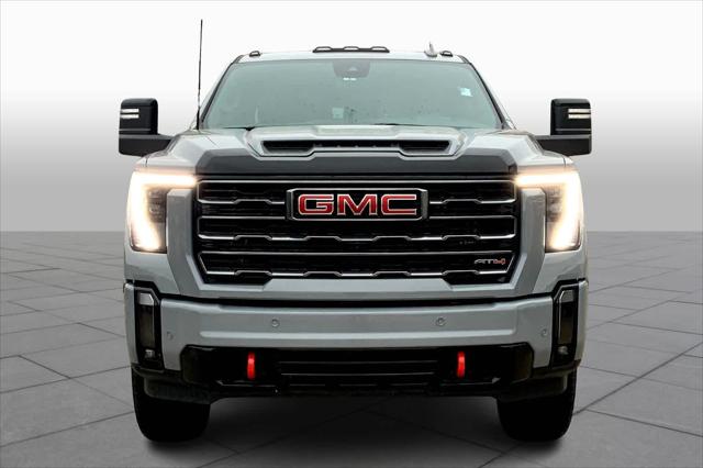 2024 GMC Sierra 2500HD 4WD Crew Cab Standard Bed AT4
