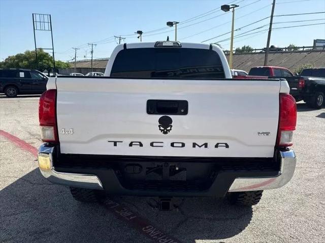 2017 Toyota Tacoma SR V6